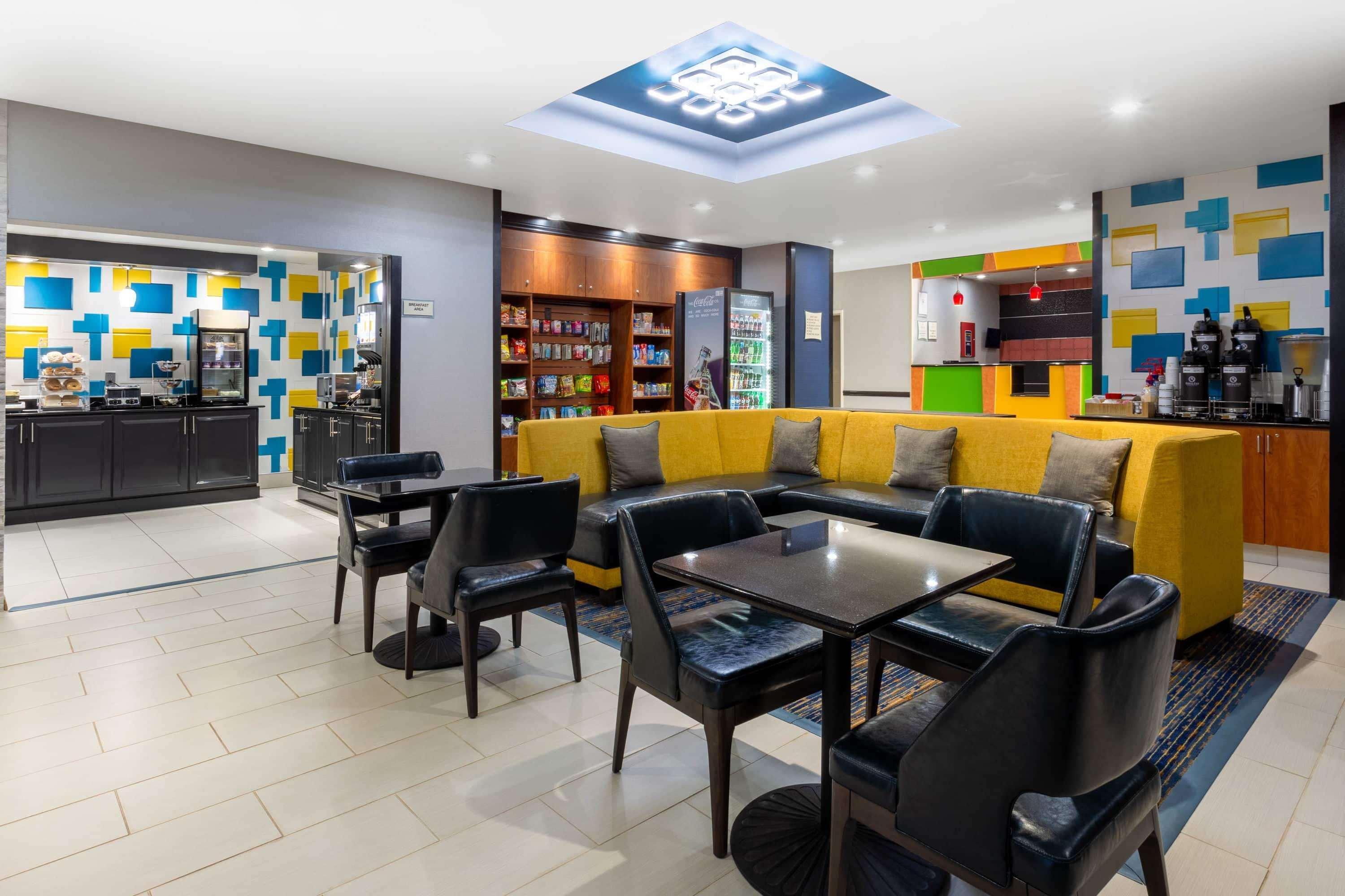 La Quinta By Wyndham Columbus West - Hilliard Otel Dış mekan fotoğraf